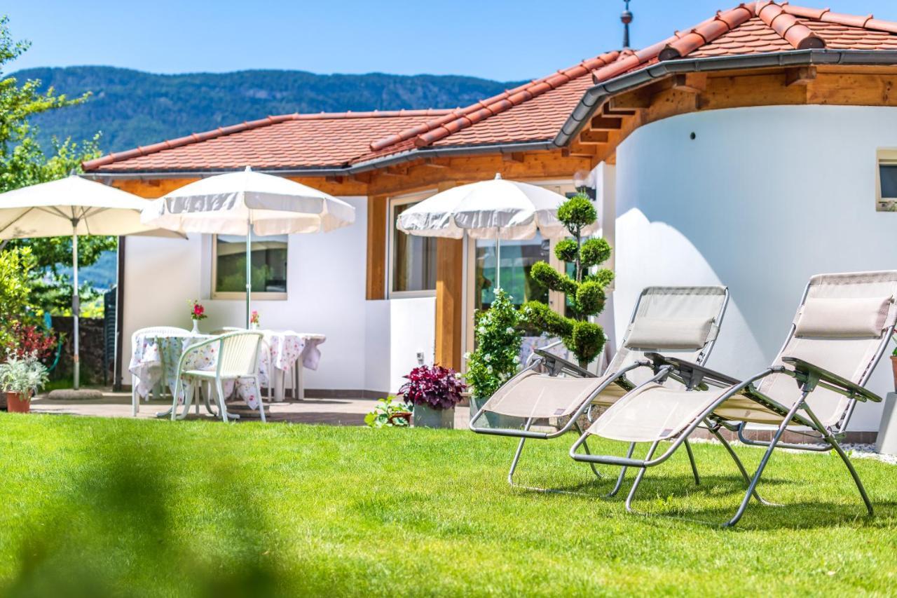 Haus Oberhofer Bed and Breakfast Cornaiano Eksteriør billede