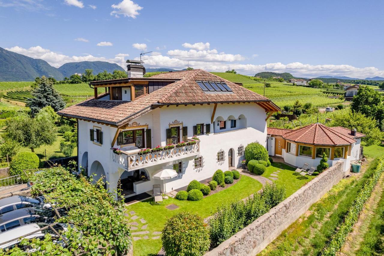 Haus Oberhofer Bed and Breakfast Cornaiano Eksteriør billede
