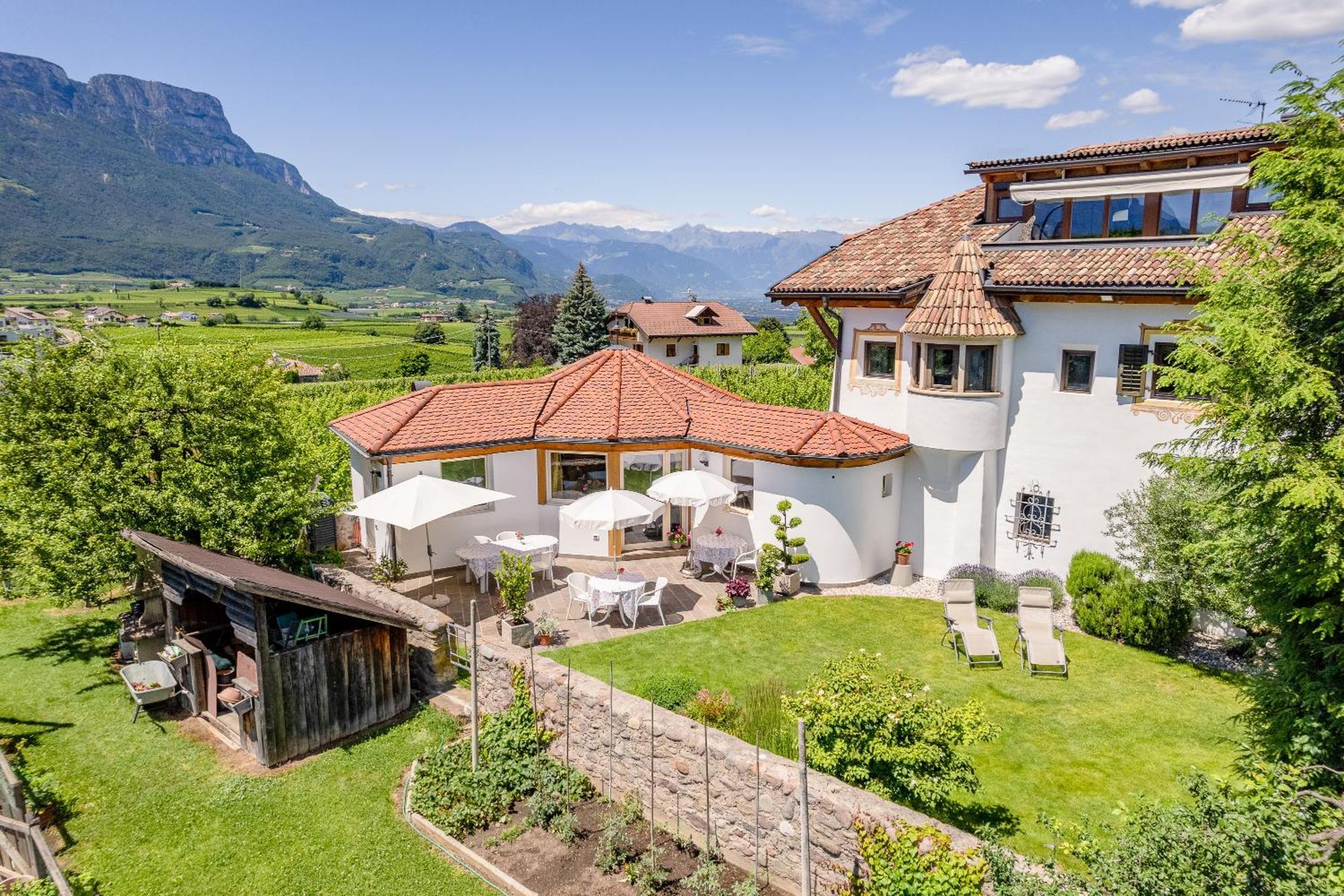 Haus Oberhofer Bed and Breakfast Cornaiano Eksteriør billede